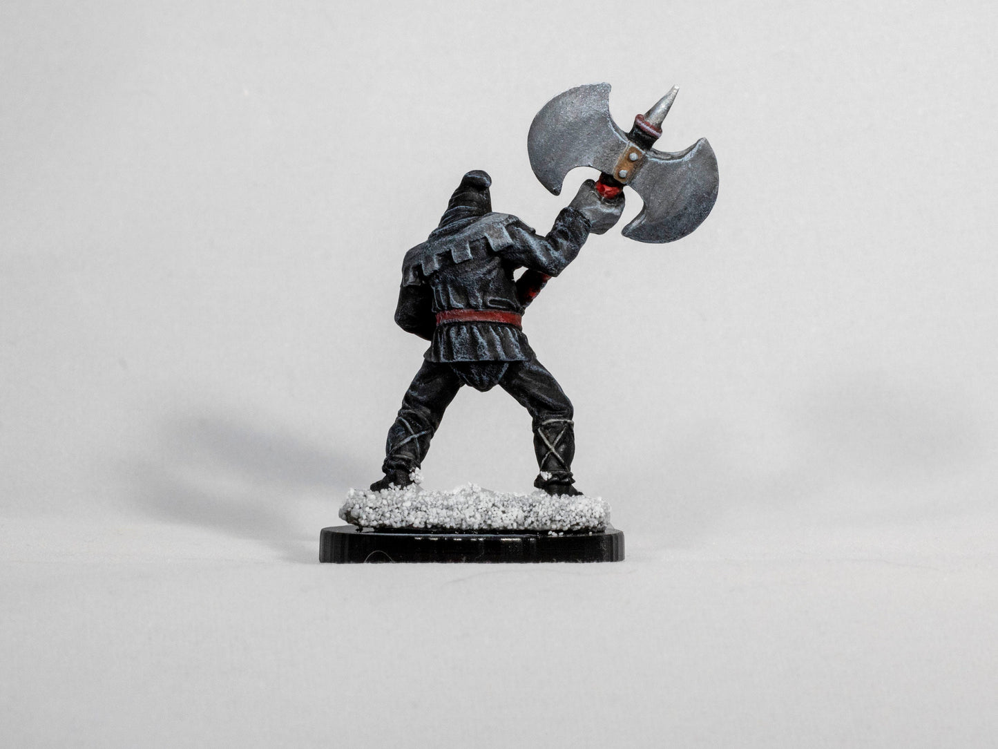 Dark Lord Logar - Dungeons & Dragons Painted Miniature