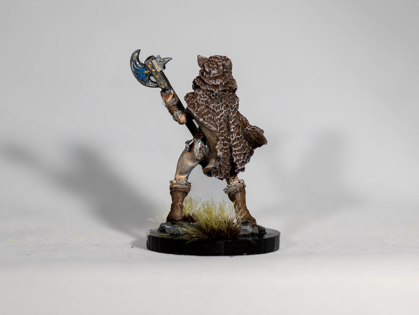 Kyrie, Female Barbarian - Dungeons & Dragons Painted Miniature