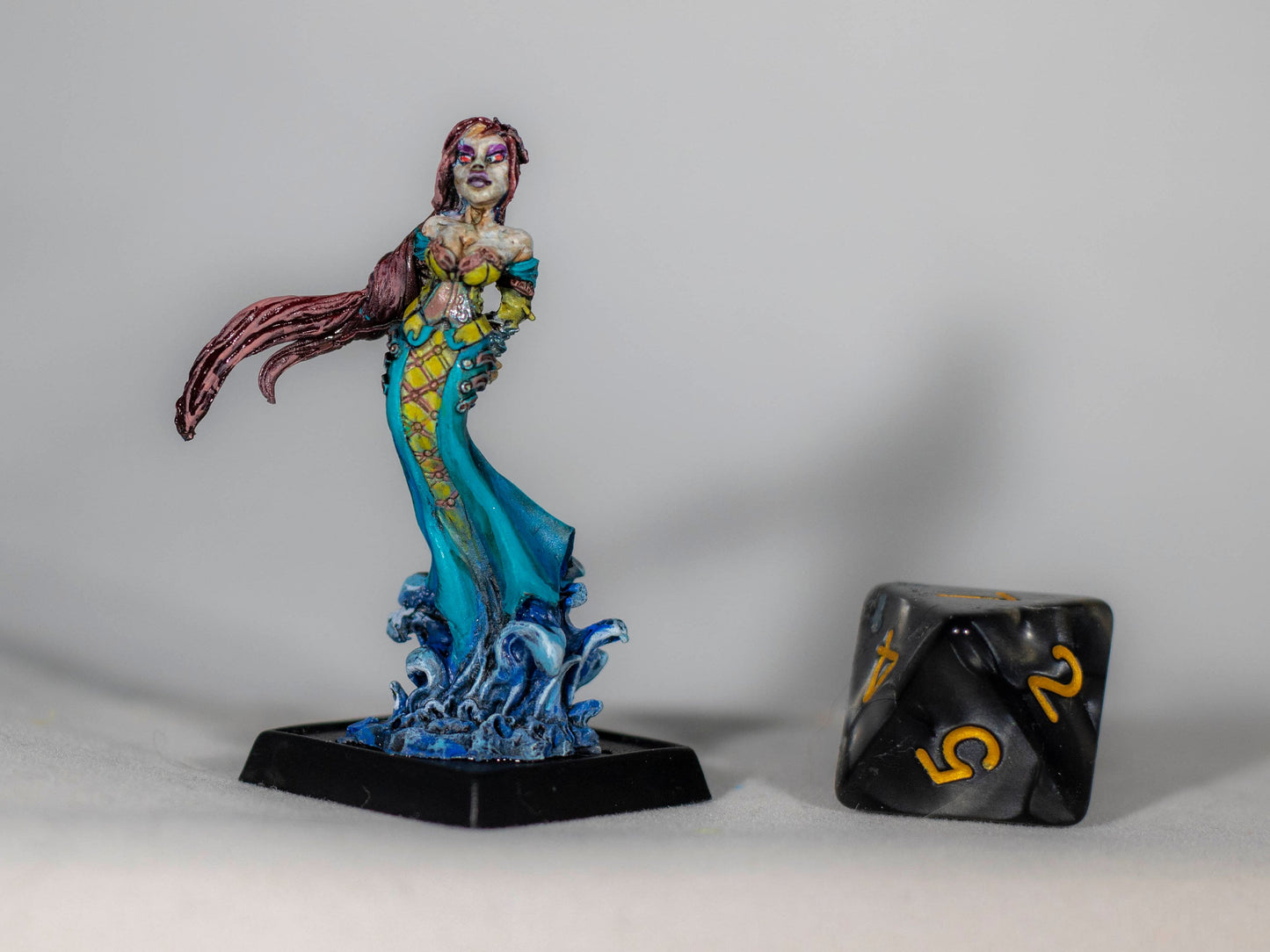 Clarissa Banshee, Razig Mage - Dungeons & Dragons Painted Miniature | Pathfinder | Tabletop