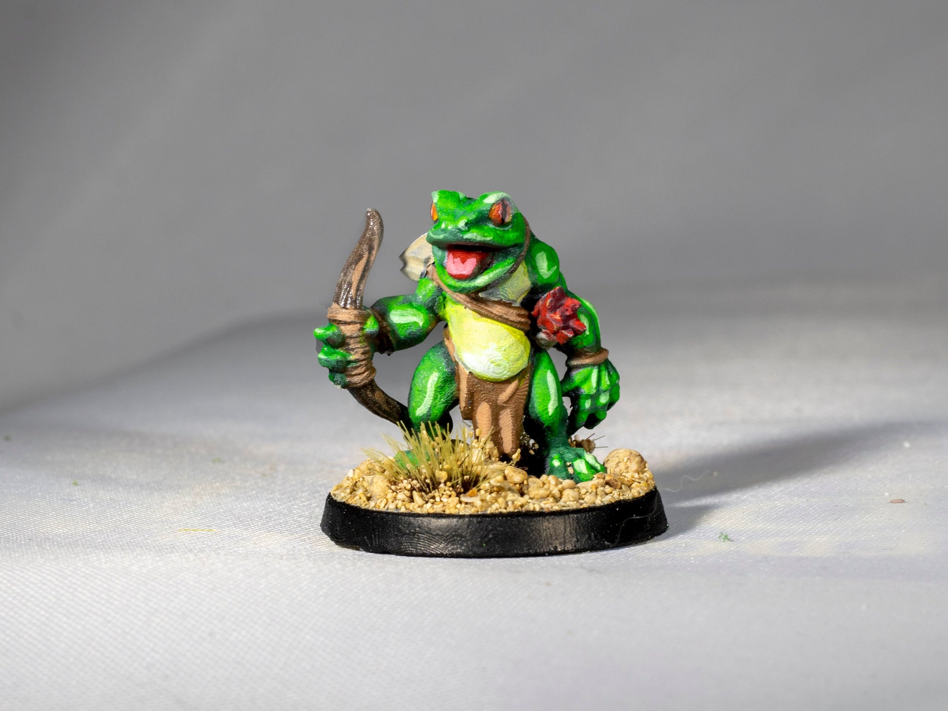 Boggard Frog Ranger with Bow - Duncan Shadow Printed Miniature | Dungeons & Dragons | Pathfinder | Tabletop