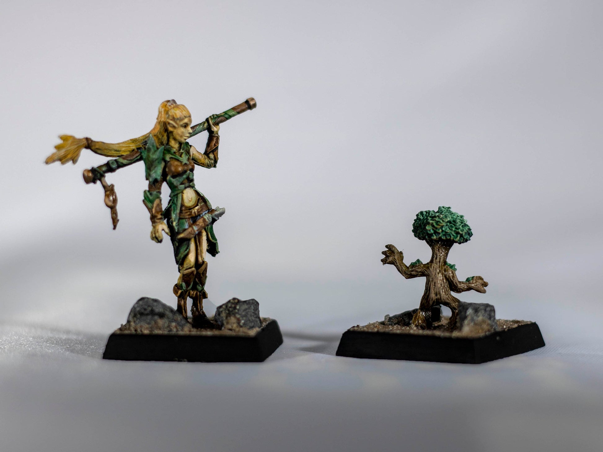 Elf Druid and Familiar - Dungeons & Dragons Painted Miniature | Pathfinder | Tabletop