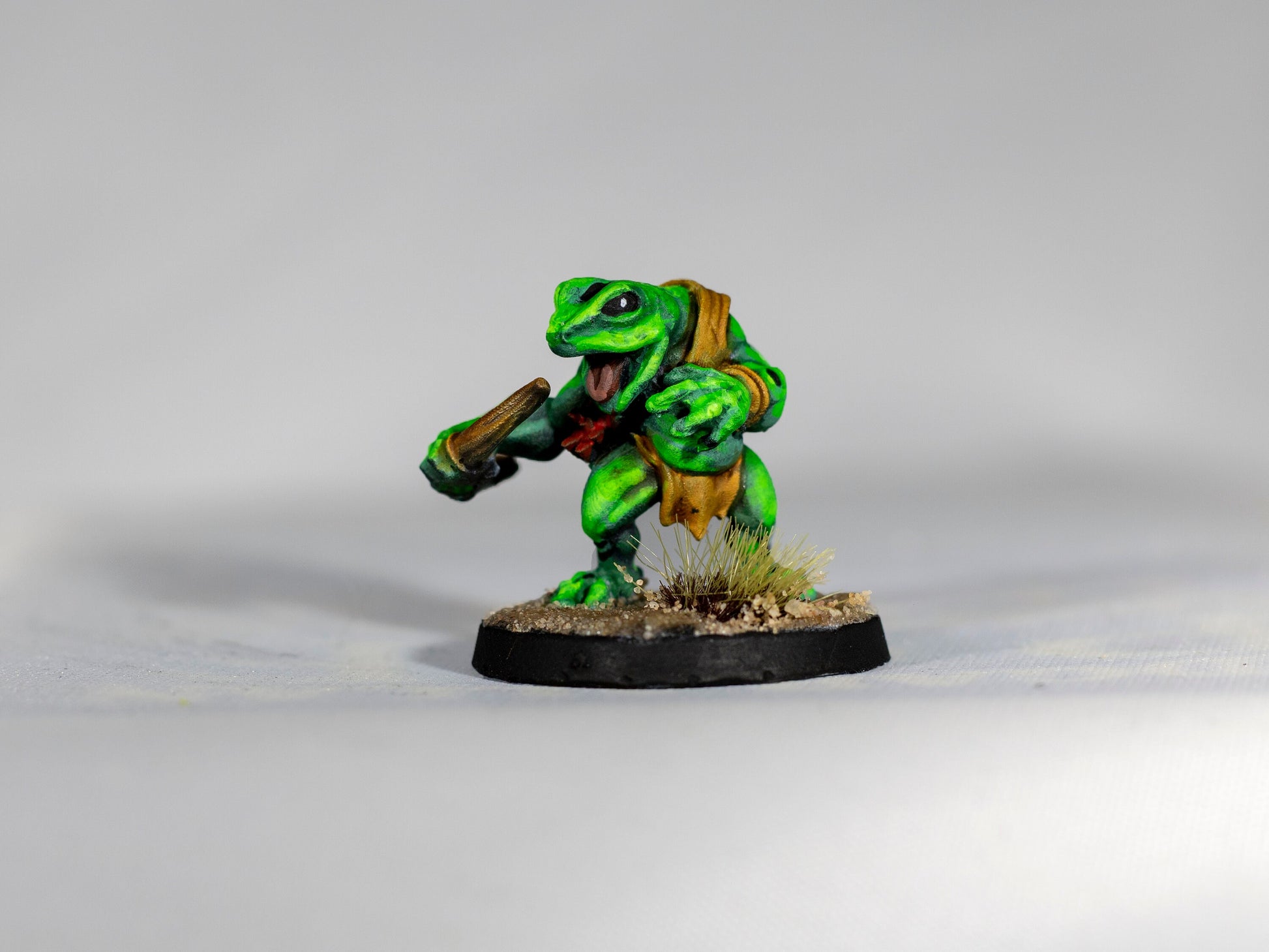 Boggard Frog Ranger with Bow - Duncan Shadow Printed Miniature | Dungeons & Dragons | Pathfinder | Tabletop