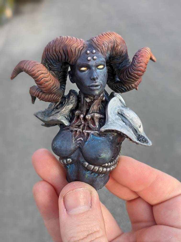 Beastwoman Bust - Duncan Shadow Printed Miniature | Dungeons & Dragons | Pathfinder | Tabletop