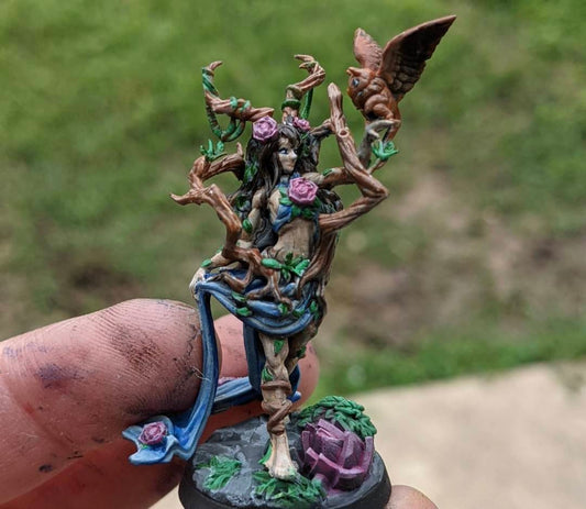 Faythe, Forest's Chosen Painted Model - Cast n Play Printed Miniature | Dungeons & Dragons | Pathfinder | Tabletop