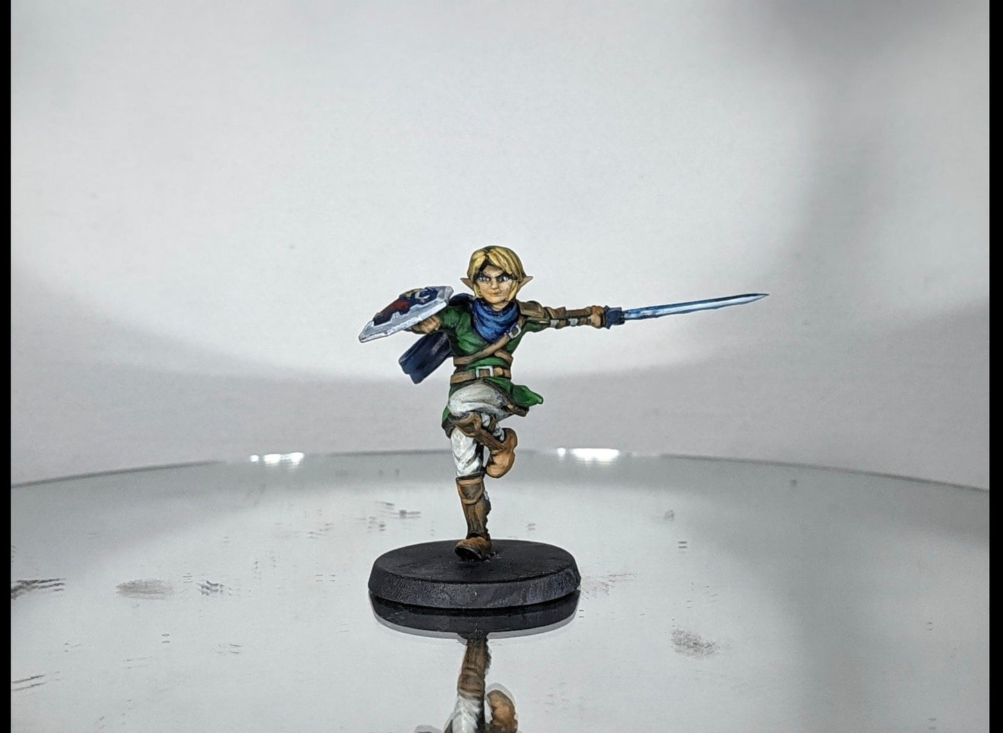 Finn, Elven Adventurer - RN Estudio Printed Miniature | Dungeons & Dragons | Pathfinder | Tabletop