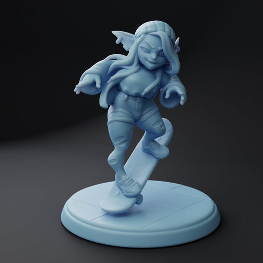 Jane, the Goblin Scateboarder - Twin Goddess Minis | Dungeons & Dragons | Pathfinder | Tabletop